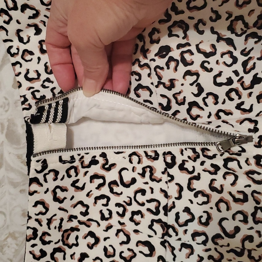 Tibi Leopard Print Multicolor Flare Mini Skirt Si… - image 5